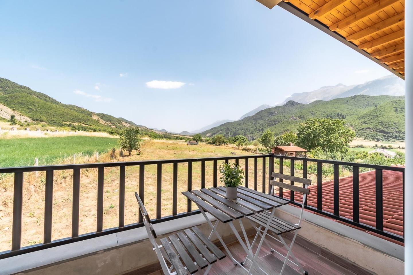 Bujtina Lumo & Pool Përmet Exterior foto